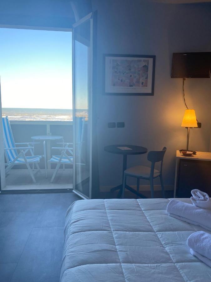 Hotel Corallo Rimini Esterno foto