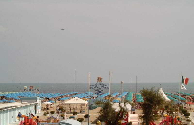 Hotel Corallo Rimini Esterno foto