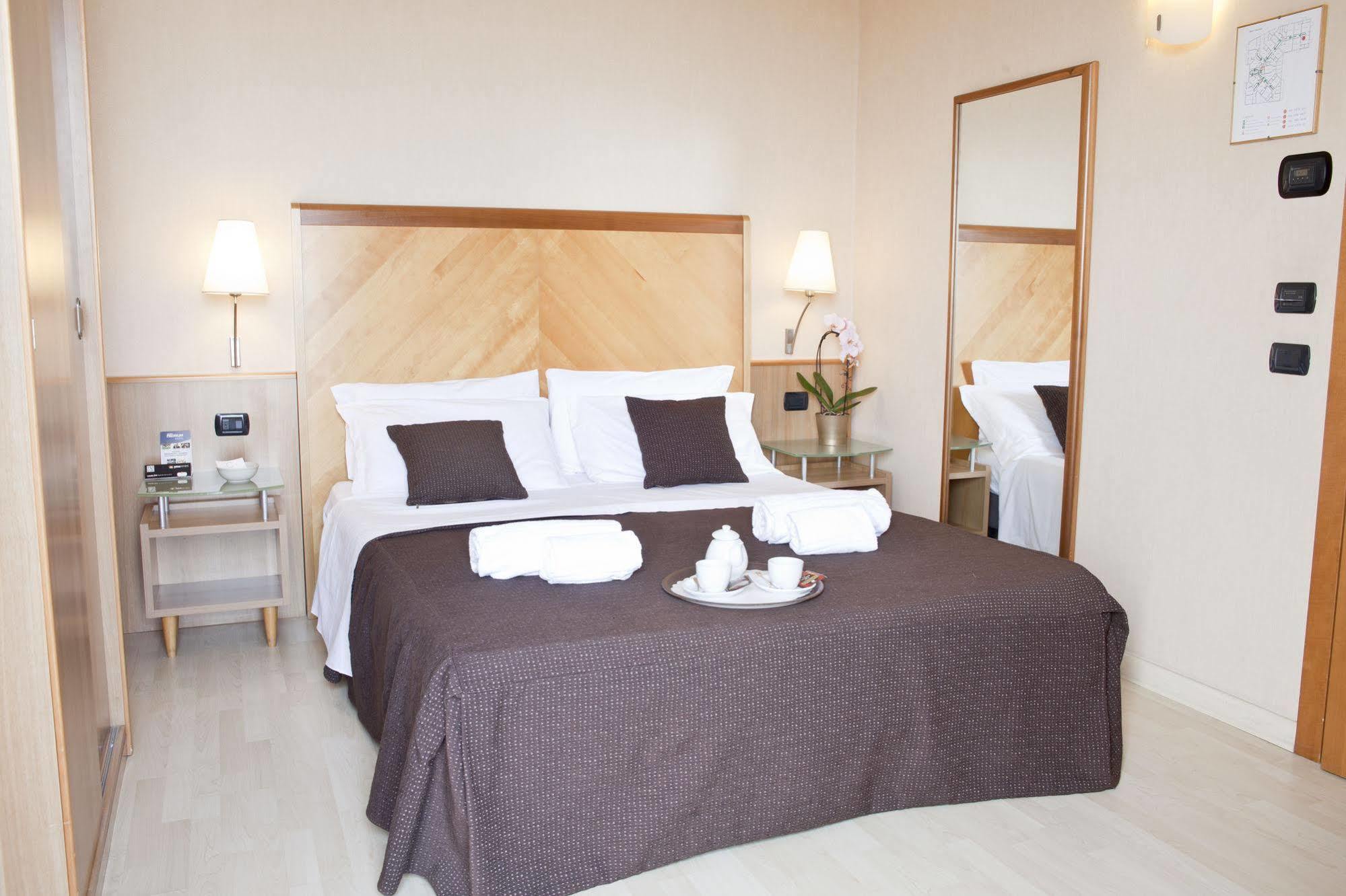 Hotel Corallo Rimini Esterno foto